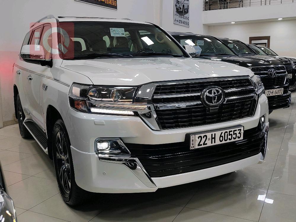 تويوتا لاندكروزر